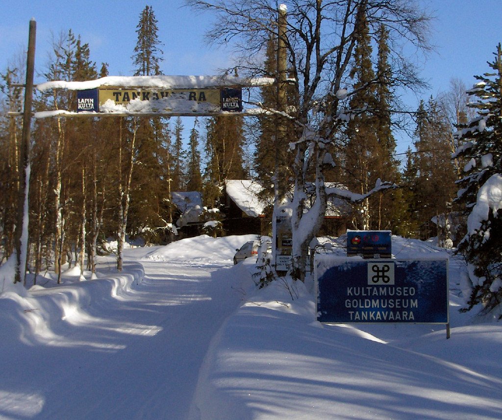 Tankaavarn Kultakylän majoitus- ja ravitsemustoiminta on käynnistynyt uusien omistajien voimin lokakuussa 2013.